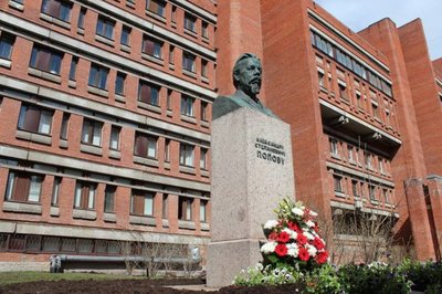 Открыт памятник изобретателю радио А. С. Попову