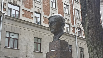 Открыт памятник композитору Дмитрию Шостаковичу