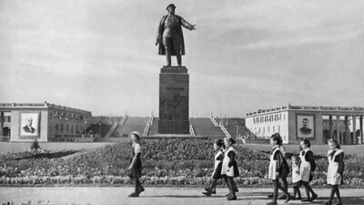 Открыт памятник С. М. Кирову