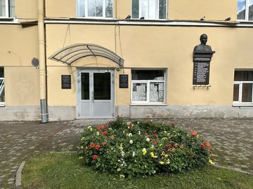 Открыта мемориальная доска академику Иустину Джанелидзе