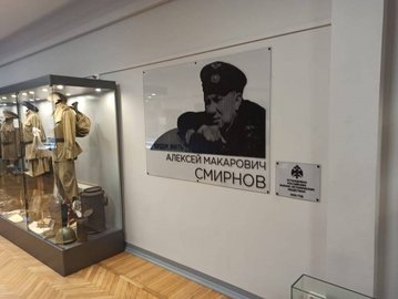 Открыта мемориальная доска актёру Алексею Смирнову