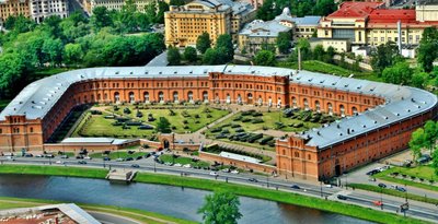 В Петропавловской крепости создан  Цейхгауз для хранения старинных артиллерийских орудий