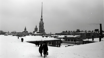 Зажигательная бомба вызвала сильный пожар в Ботном доме Петропавловской крепости